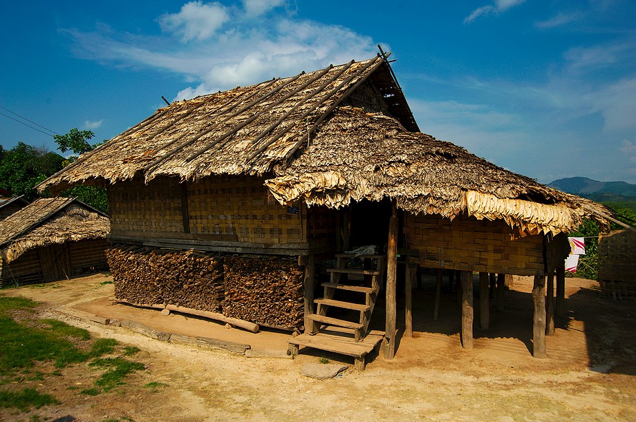 Laos, domek w Nam Phe (Na północy Tajlandii i Laosu)